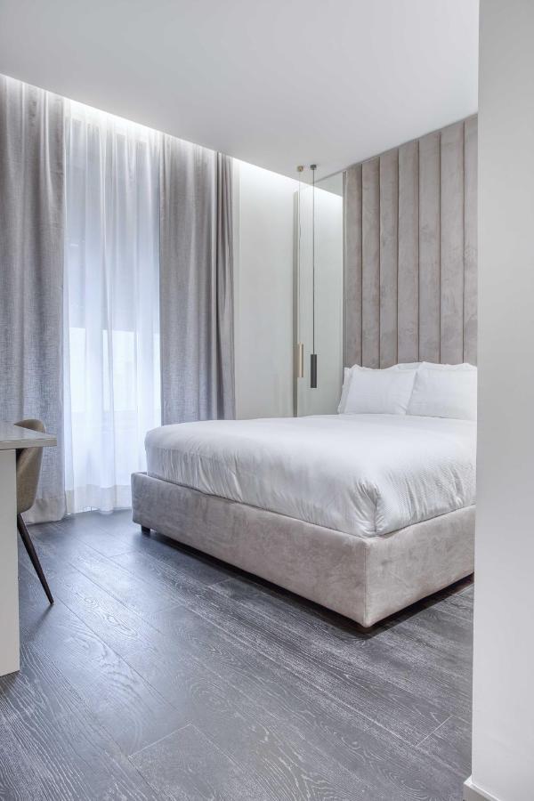 Le Suite Del Corso The Smart Boutique Aparthotel By Ospitami Milano Exteriör bild