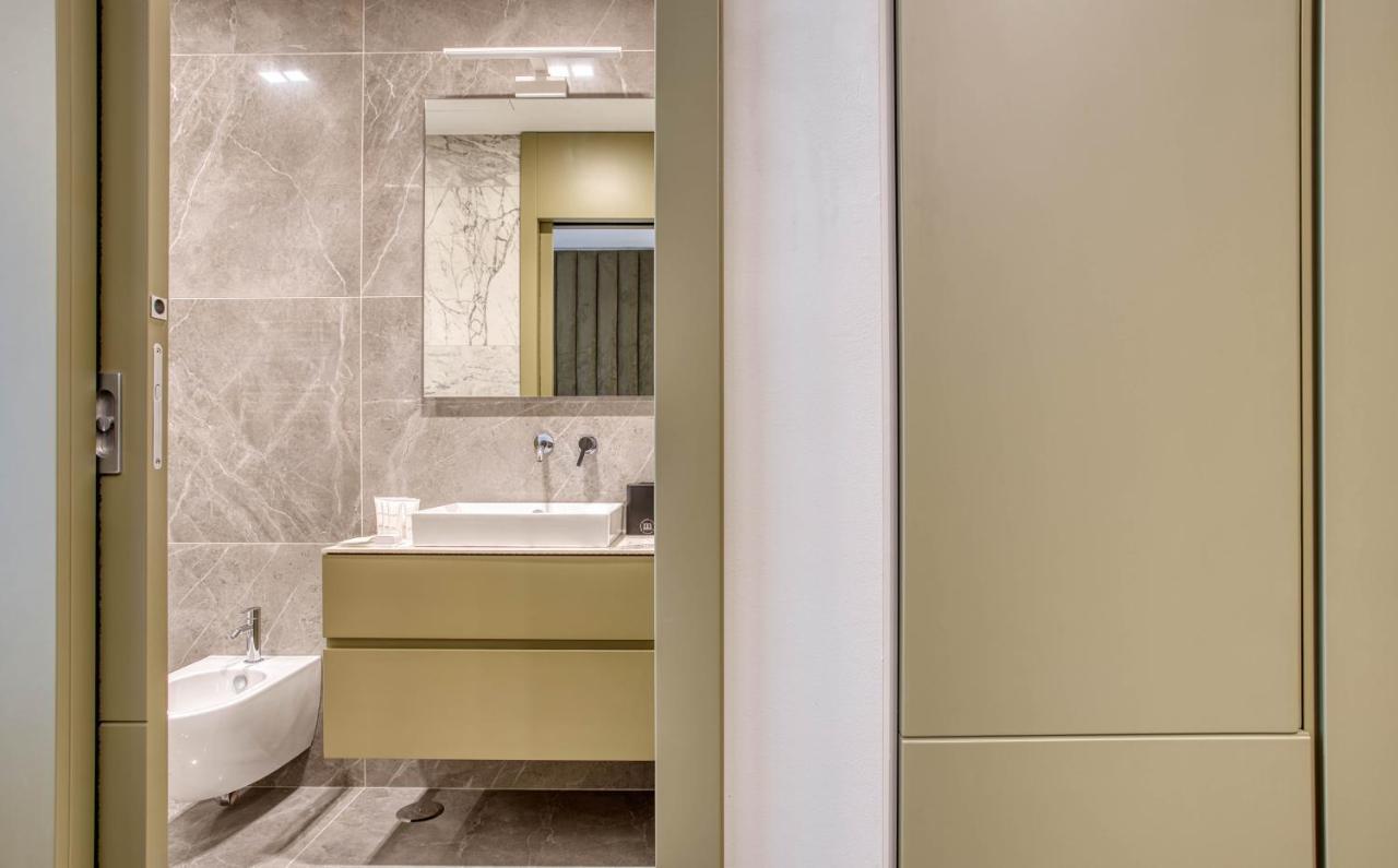 Le Suite Del Corso The Smart Boutique Aparthotel By Ospitami Milano Exteriör bild