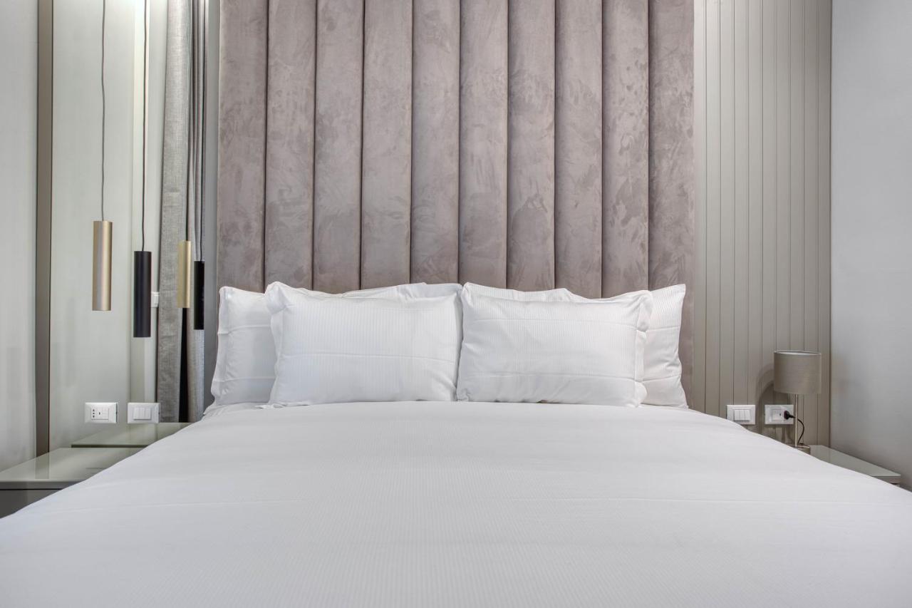 Le Suite Del Corso The Smart Boutique Aparthotel By Ospitami Milano Exteriör bild