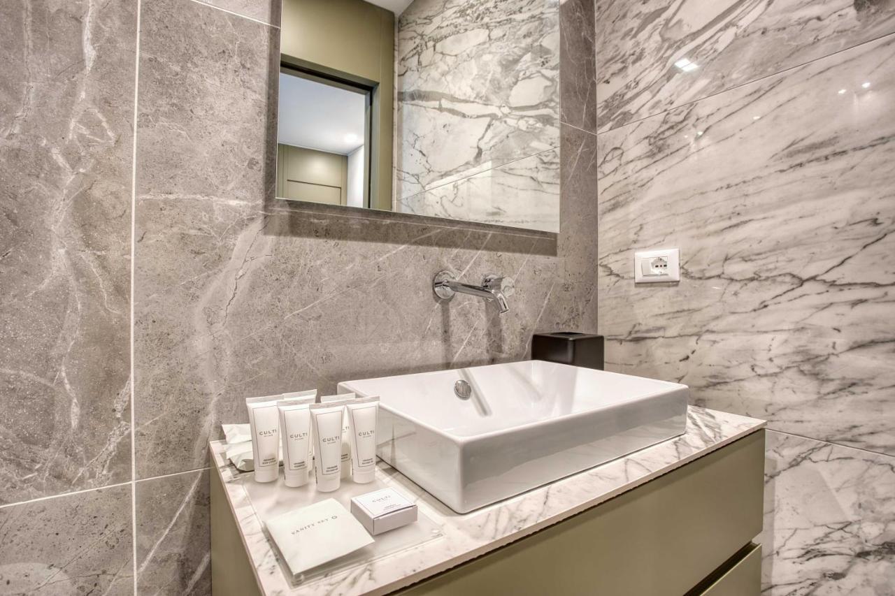 Le Suite Del Corso The Smart Boutique Aparthotel By Ospitami Milano Exteriör bild